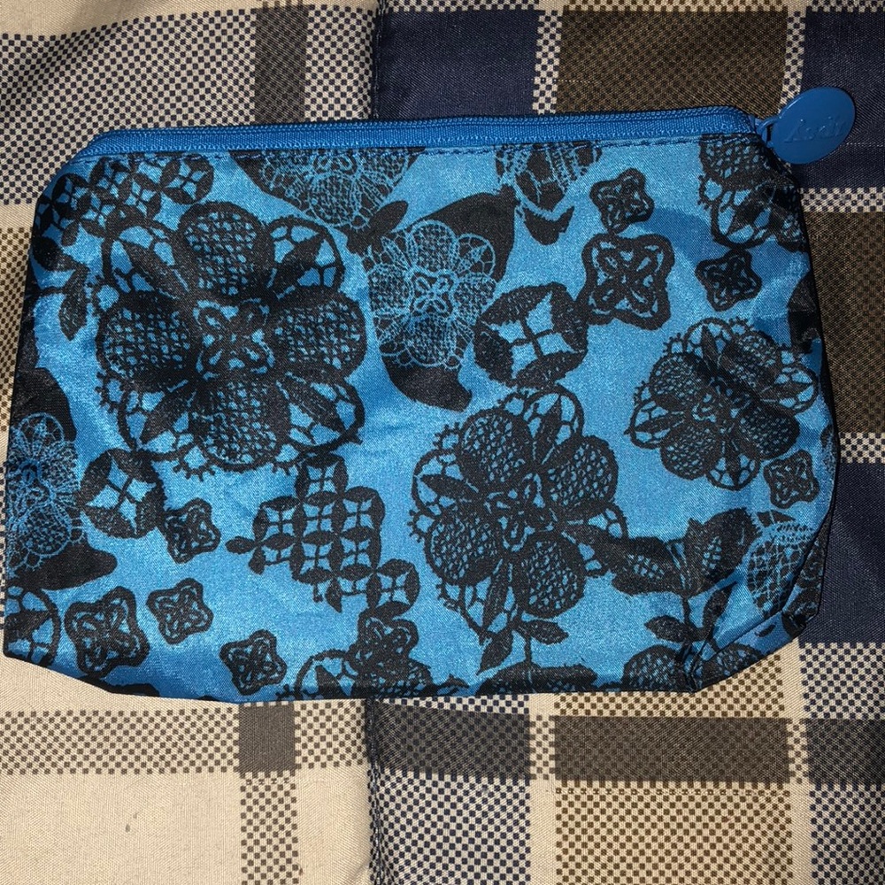 Ipsy cosmetic bag